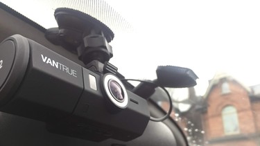 The Vantrue T2 dashcam