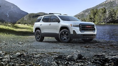 2020 GMC Acadia AT4