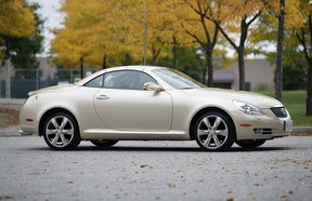 2010 Lexus SC 430