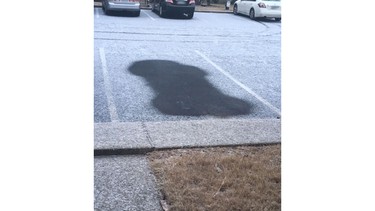 This snowy outline of a Honda earned its owners a fine from their HOA