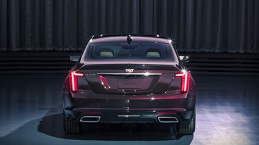 The CT5 Premium Luxury showcases Cadillac’s unique expertise in crafting American performance sedans, with details designed to elevate every drive.