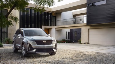 The first-ever Cadillac XT6 delivers a compelling blend of spaciousness, safety, and convenience.