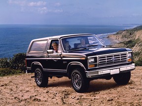 1983-ford-bronco