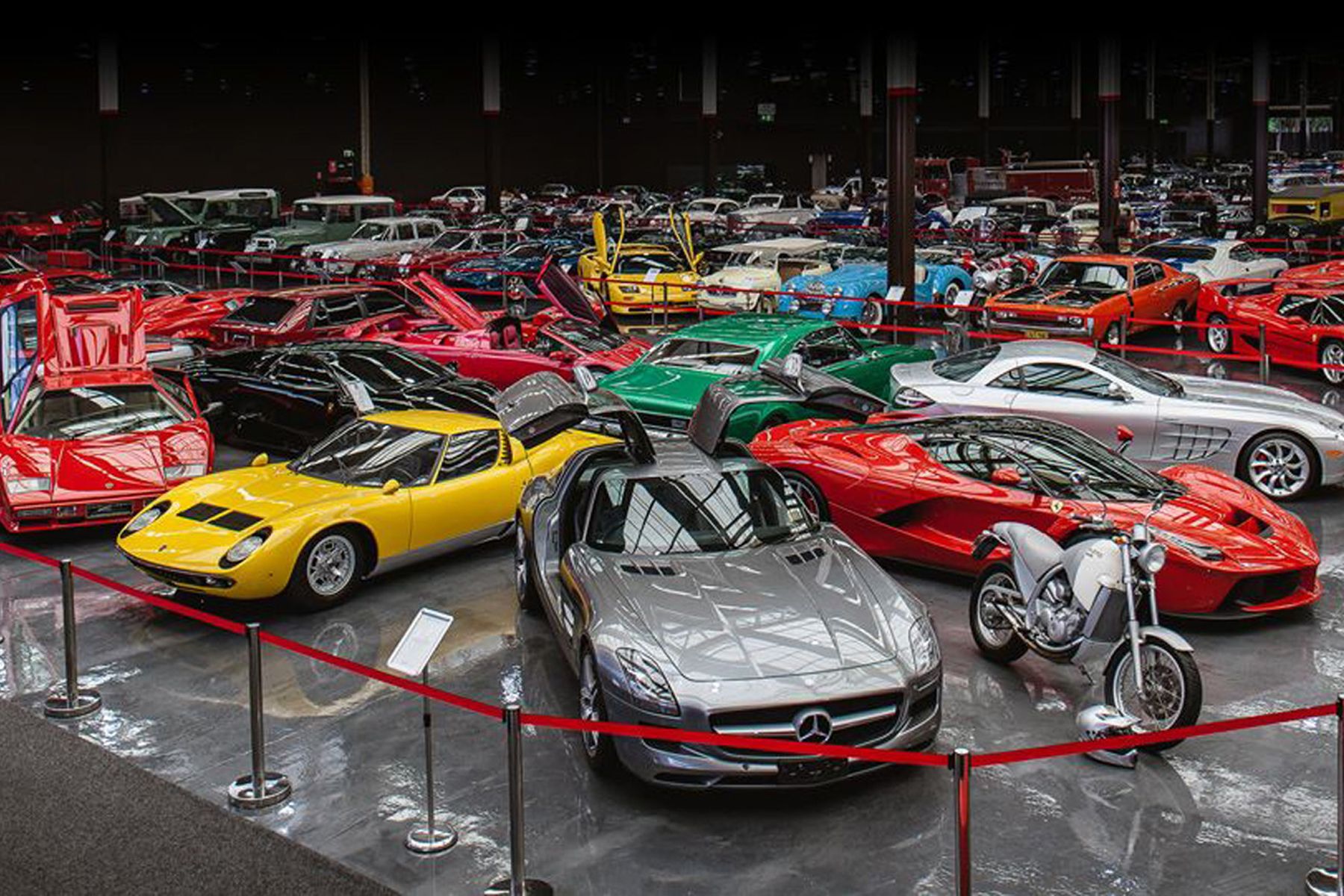 Giant Australian car museum being broken up, auctioned off | Driving