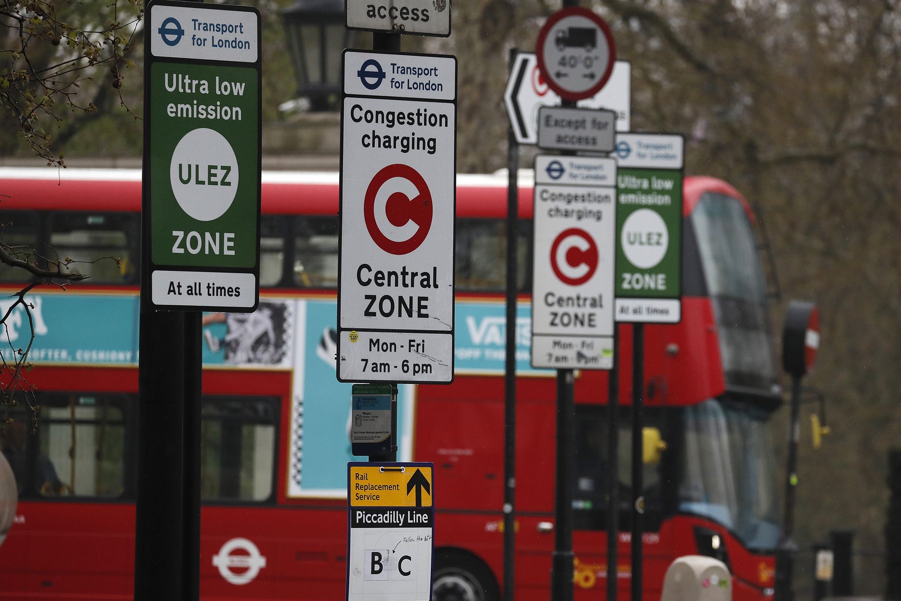 London Taxes Older Vehicles In Bid To Fight Air Pollution Driving   London Congestion Charge 1 