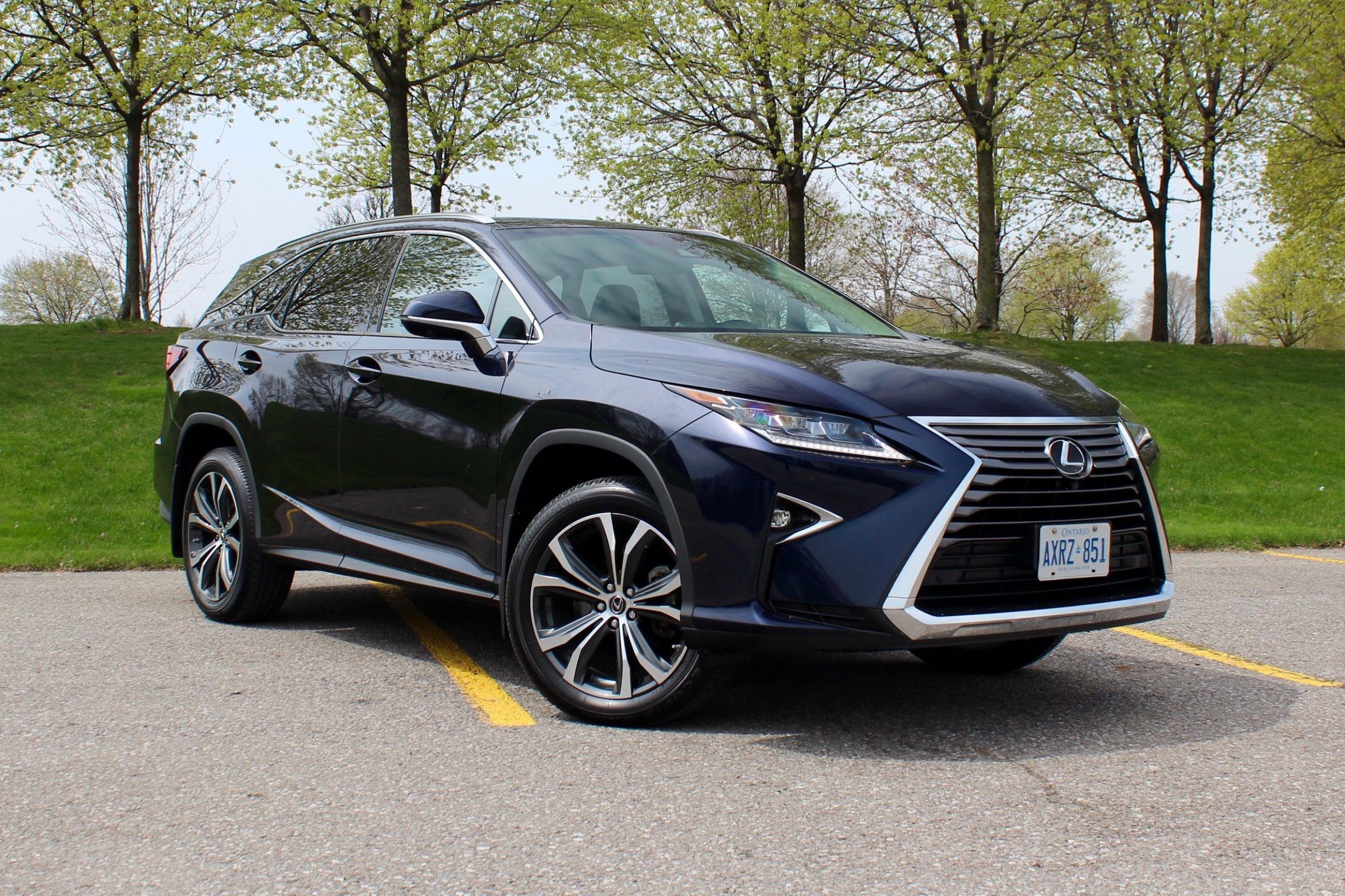 SUV Review: 2019 Lexus RX 350L | Driving