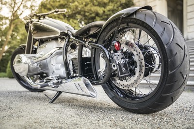 How This BMW R18 Motorcycle Was Transformed Into an Art Deco Stunner – Robb  Report