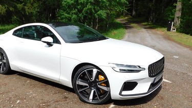 With a carbon fibre body, a track-tuned suspension and 600-horsepower, the 2020 Polestar 1 is a technology packed Grand Tourer plug-in hybrid.