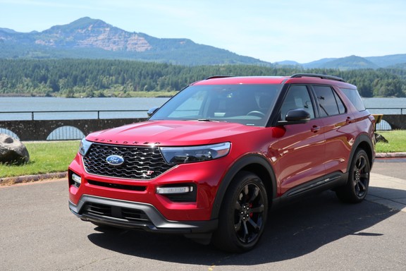 First Drive: 2020 Ford Explorer ST | Driving