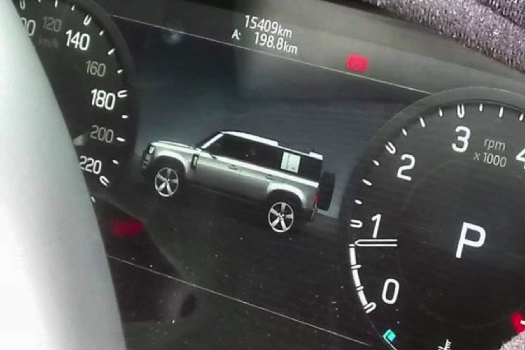 Full profile of 2020 Land Rover Defender leaked in infotainment