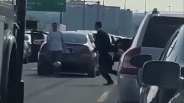 Watch drivers stuck in Toronto traffic get out to play a little soccer