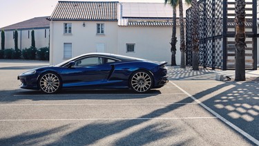 McLaren GT