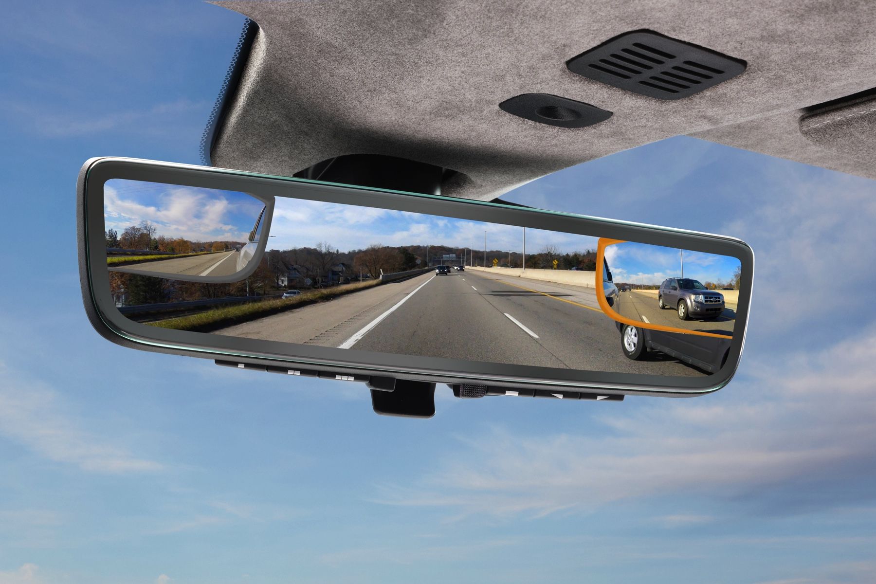 Aston Martin Three-Screen Rear-View Mirror Revealed at CES