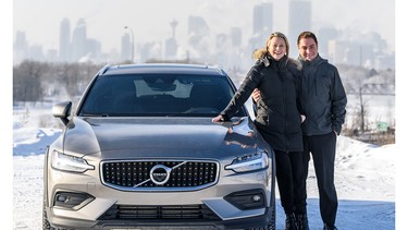 Mike Kwiatkowski and  Rachael Tweedy with a 2020 Volvo V60CC.