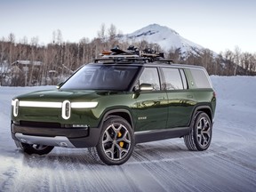 Rivian R1S