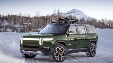 Rivian R1S