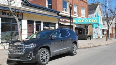 2020 GMC Acadia Denali