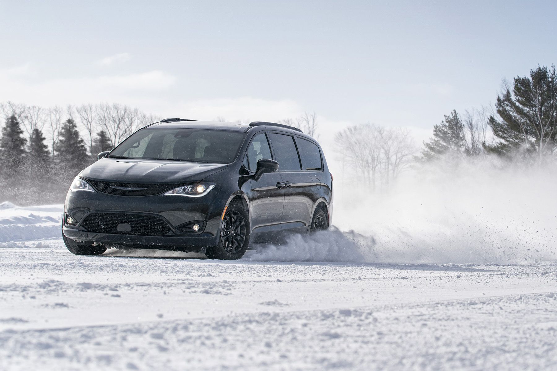 Chrysler's 2020 Pacifica AWD Launch Edition delivers all-wheel-drive ...