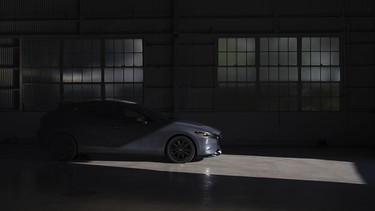 2021 Mazda3 Sport GT Turbo, shown with optional accessories (CNW Group/Mazda Canada Inc.)