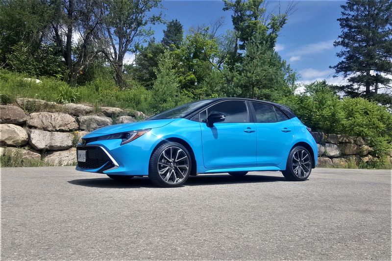 2020-Toyota-Corolla-Hatchback-Duet-NF (2)