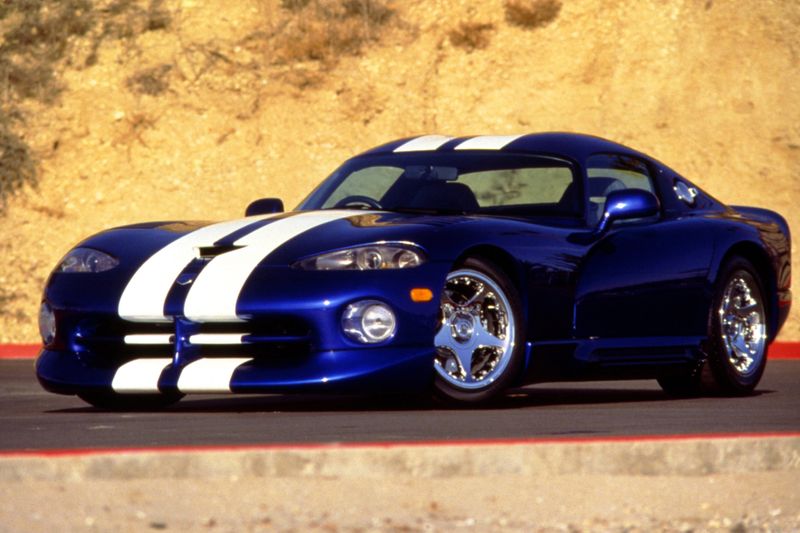 Generation Gap: Ranking each and every Dodge Viper | Driving
