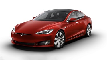 Tesla Model S PLaid
