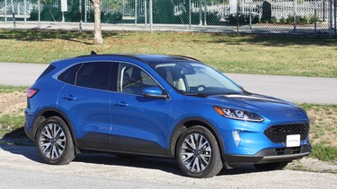 2020 Ford Escape Hybrid Titanium