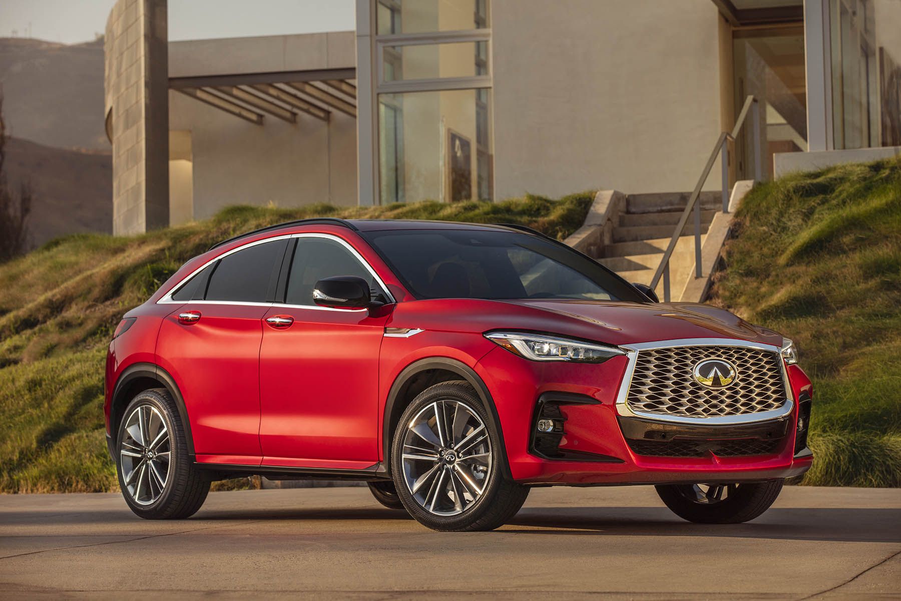 The Infiniti QX55 marks Japan's first foray into the 'coupe'-style SUV ...