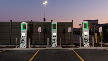 Large-83-ElectrifyCanadaOpensFirstChargingStationinCanada