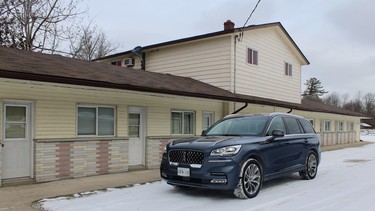 2021 Lincoln Aviator - motel 2