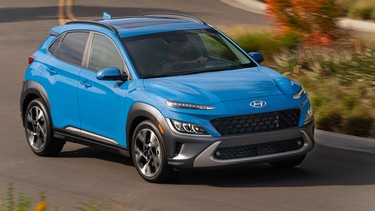 2022 Hyundai Kona Limited 3