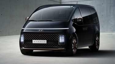 2022 Hyundai Staria