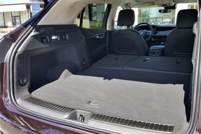 2021-Buick-Envision-Driving-NF (10)