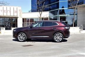 2021-Buick-Envision-Driving-NF (12)
