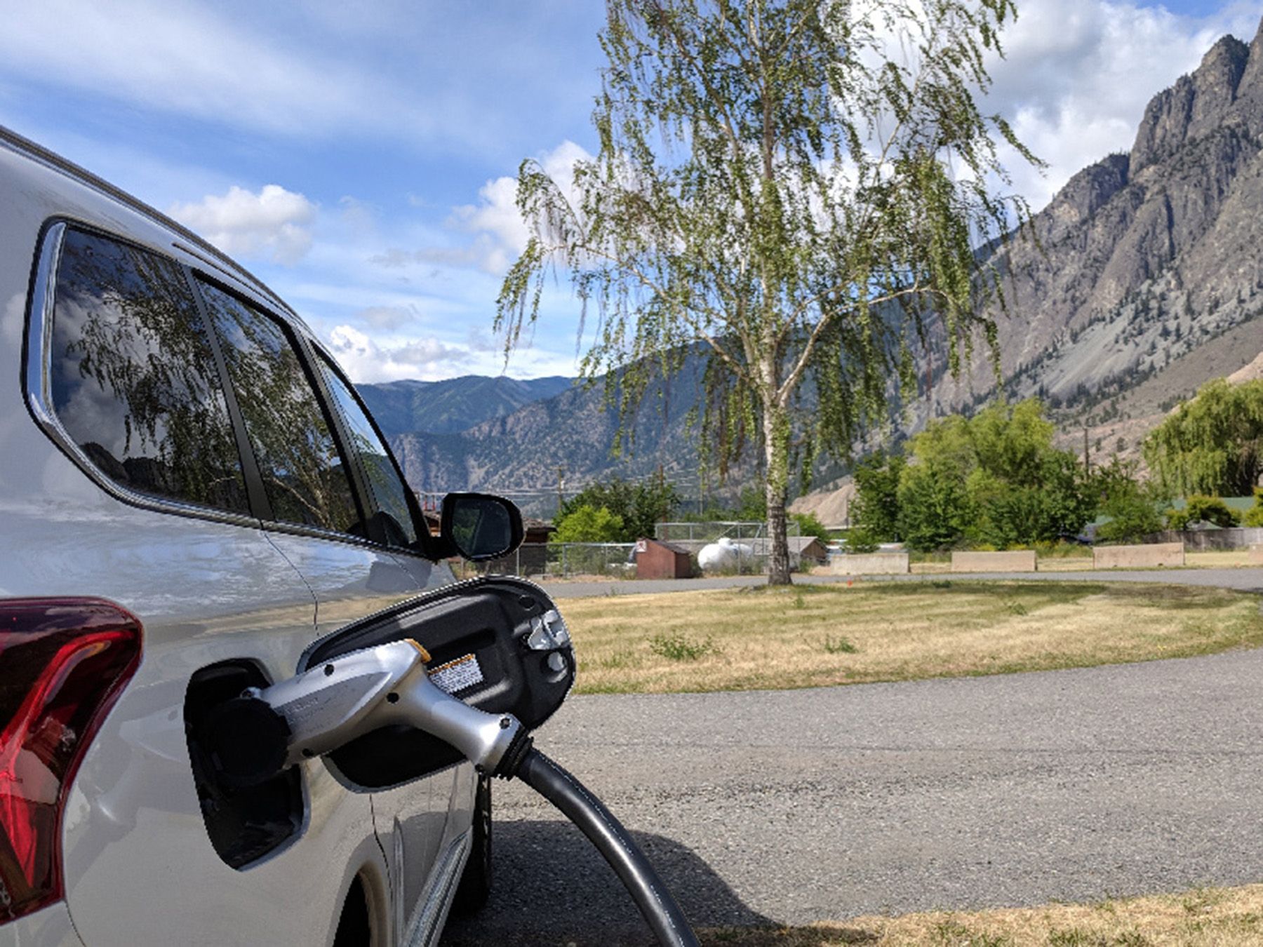 Plugged In Canada's expanding electric vehicle showroom Winnipeg Sun