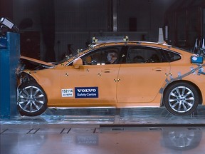 Volvo S90 Small Overlap Crash Test