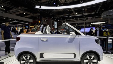 Wuling Hongguang Mini convertible electric vehicle