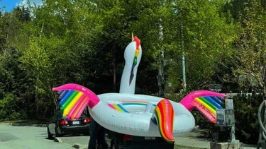 Whistler RCMP say they’d “love to say hello” to inflatable unicorn spotted atop car