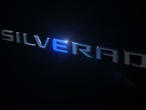 chevrolet-silverado-e-teaser