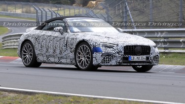 Mercedes-Benz SL Nurburgring spy shot