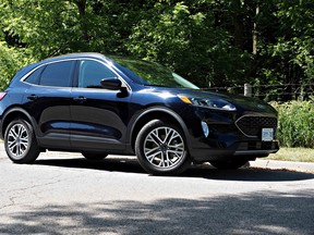 2021 Ford Escape Hybrid