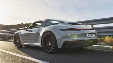 Porsche 911 Carrera GTS