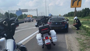 Peel Police arrest BMW driver for failing to signal while repeatedly changing lanes