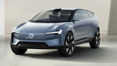 Volvo Concept Recharge - 1