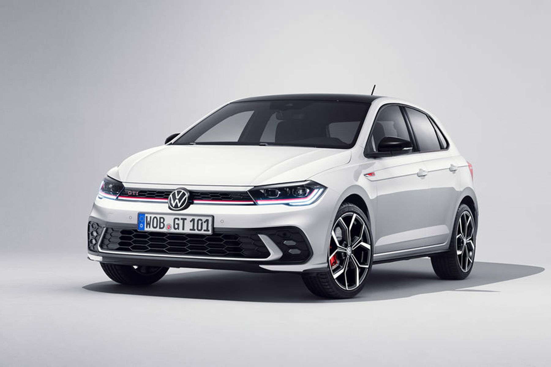 VW Polo GTI Turned Into Hotter Hatch With 316 HP And Only Two Seats