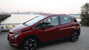 With an MSRP below $40,000 and a full-charge range above 500 kilometres, the all-new Chevrolet Bolt is an ideal urban commuter.