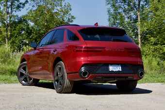 SUV Comparison: 2021 Audi SQ5 vs 2022 Genesis GV70 3.5T Sport Plus ...