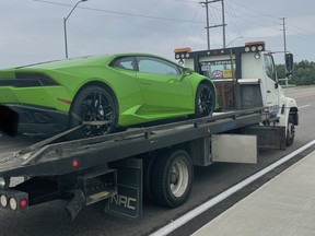 Rented Lamborghini Huracan stopped for stunt driving