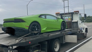 Rented Lamborghini Huracan stopped for stunt driving