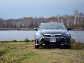 Fourth-generation Toyota Avalon